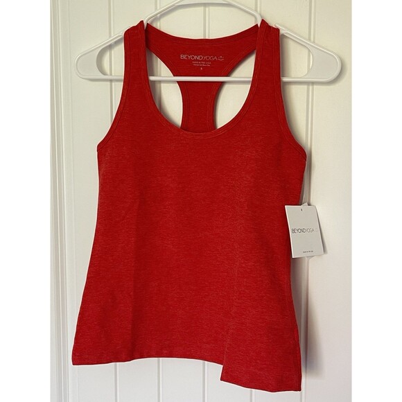 NWT Beyond Yoga Spacedye Step Up Racerback Tank Red Flower Women’s Size S $70 - Picture 2 of 8